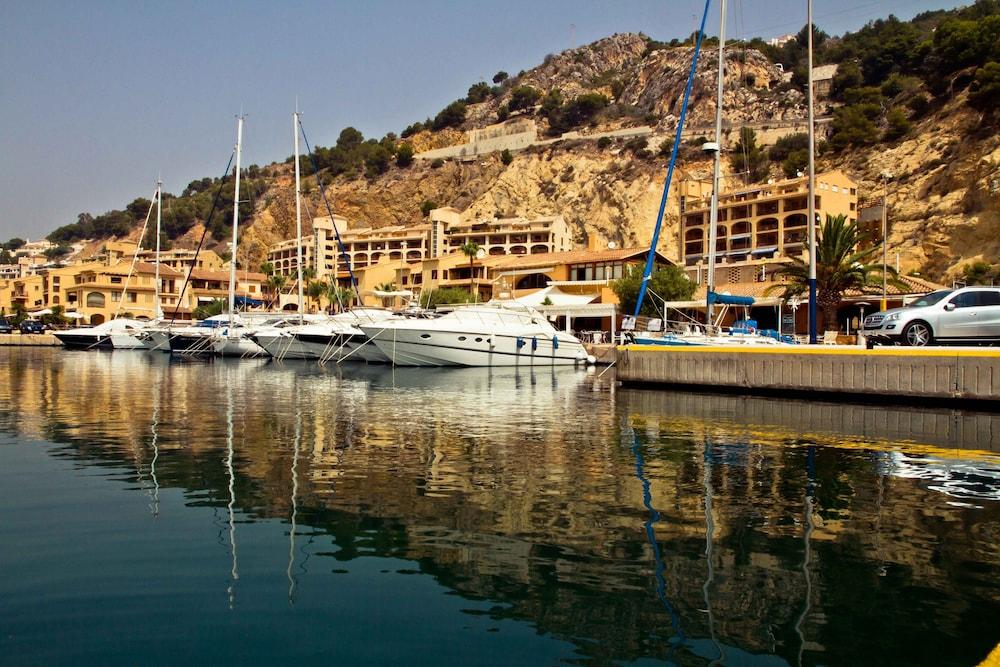 Pierre & Vacances Altea Port エクステリア 写真